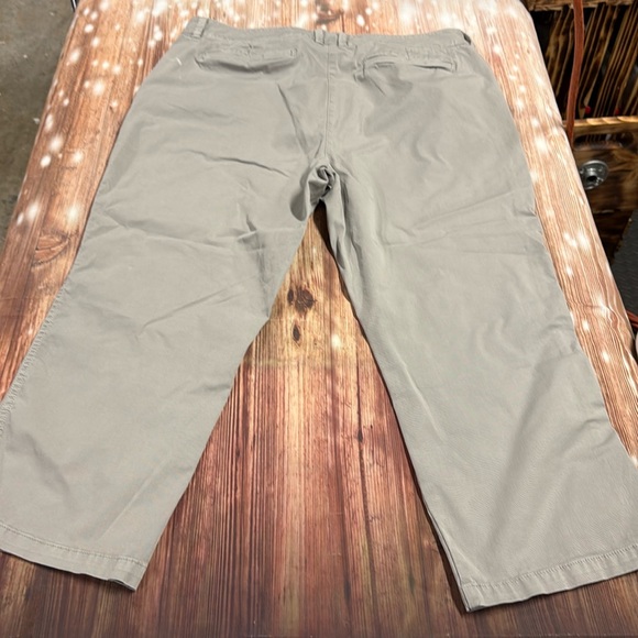 Crown And Ivy Charlotte Capris - Picture 3 of 8